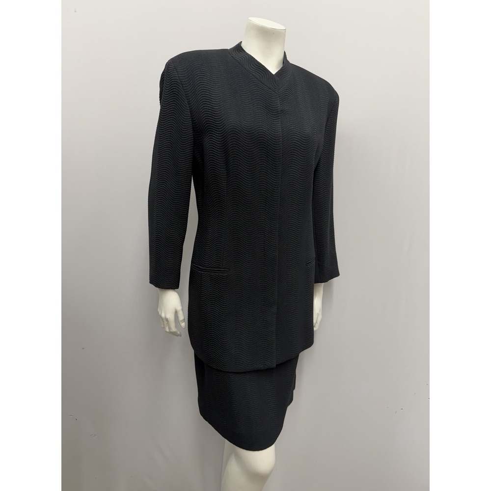 Vintage Emanuel Ungaro Jacket & Skirt Set Black Textured Fabric NWT Size 12 46 - Picture 2 of 11